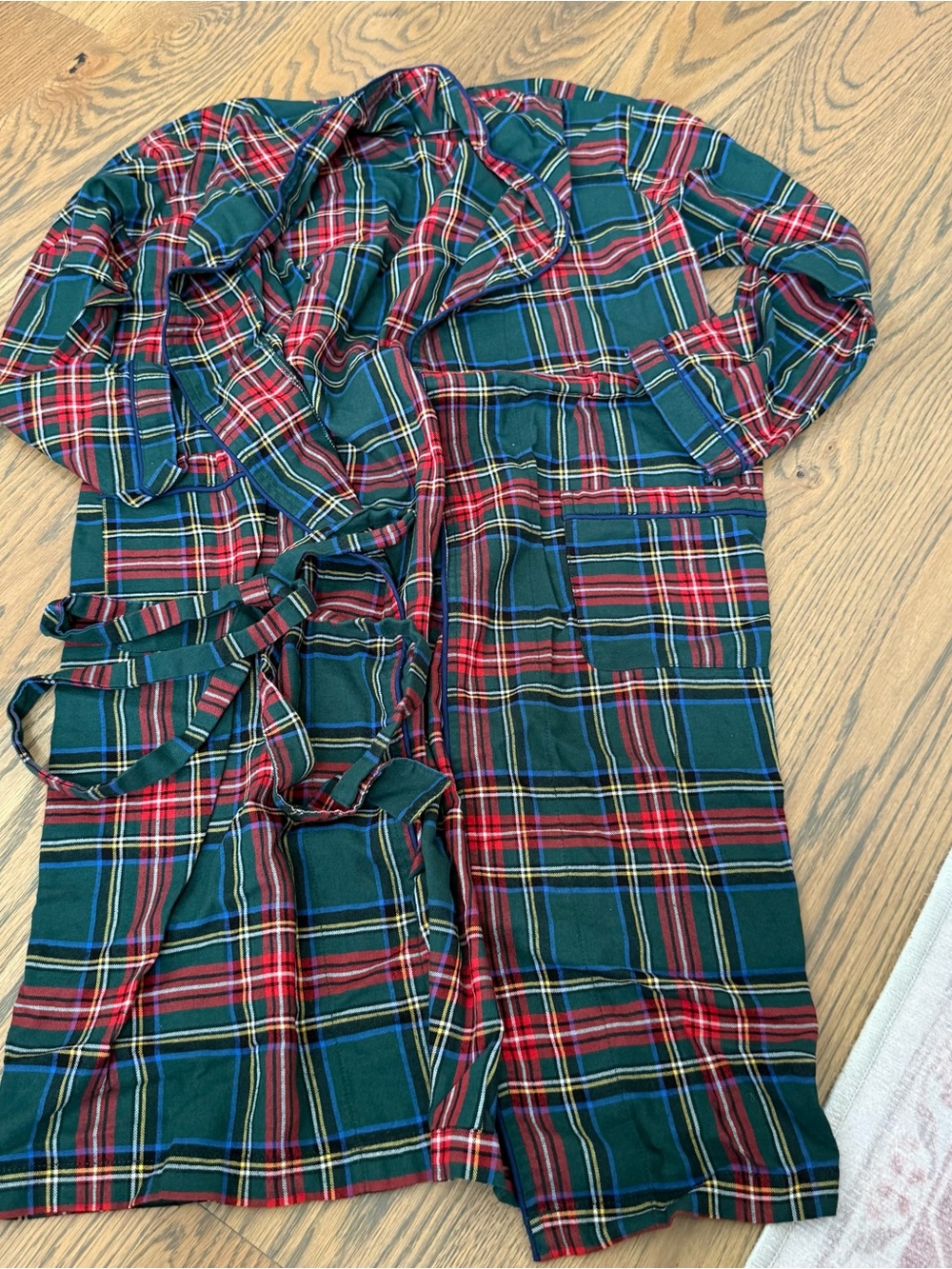 Petite plume plaid robe and pants set